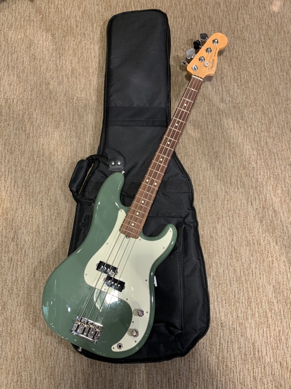 Fender USA American Professional Precision Bass ATO/R '17の画像